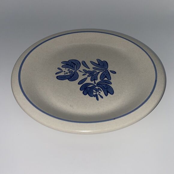 Pfaltzgraff "Yorktowne" 7” Salad/Bread Plate -Replacement piece - Picture 5 of 12